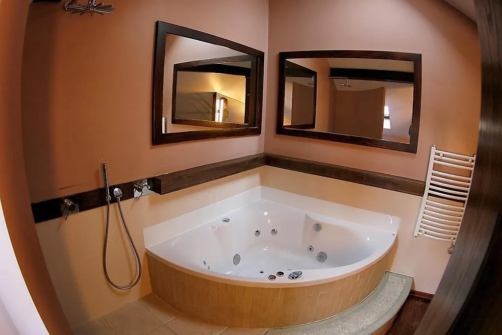 Krakow Jacuzzi Apartment 0*,  Polska